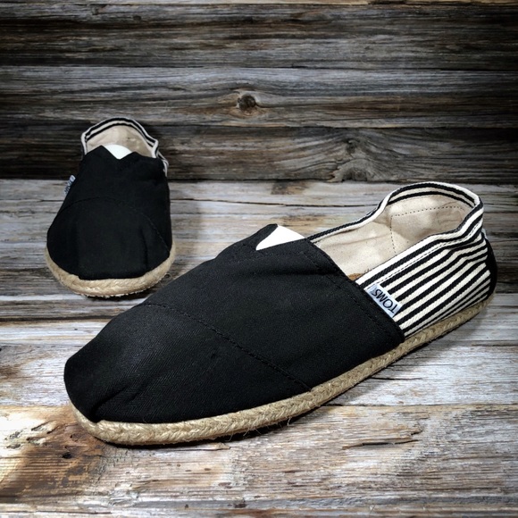 NWT Toms Unisex Black Stripped Loafer Boat Shoe